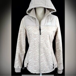 NWT New Balance Quilted Water and Wind resistant Warm Jacket 4-way  Stre…